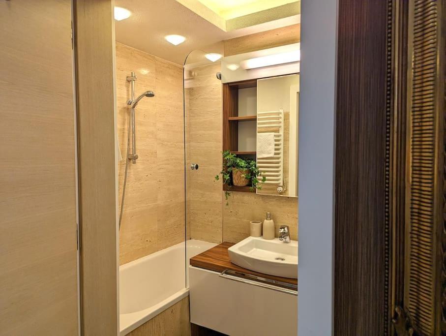 شقة Dwupoziomowy Apartament Na Kazimierzu كراكوفيا المظهر الخارجي الصورة